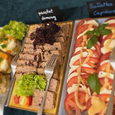 Krobia Hotel Ambasada מראה חיצוני תמונה
