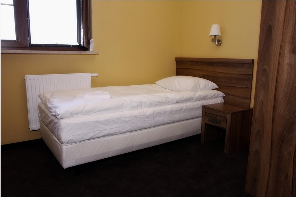 Krobia Hotel Ambasada חדר תמונה